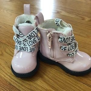 H&M patent pink booties with fleece lining and love shoelaces